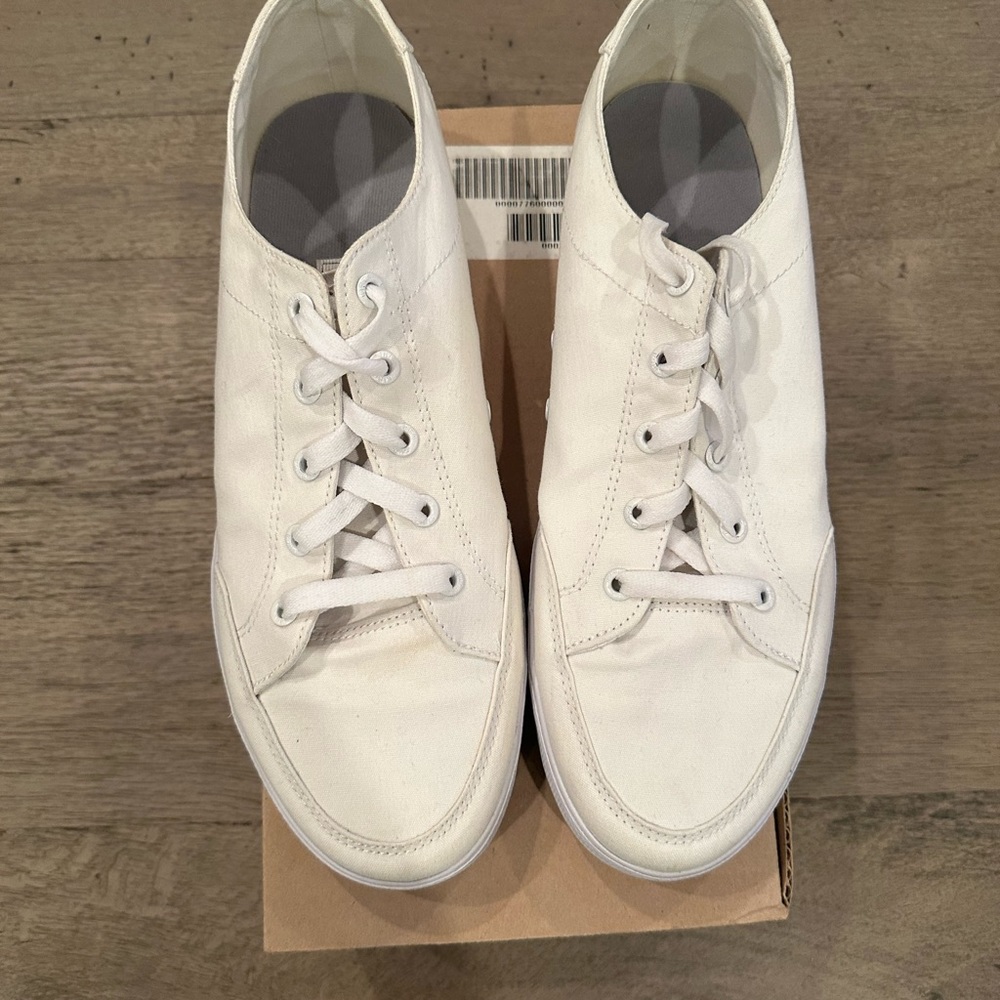 Men’s Canvas Sneakers